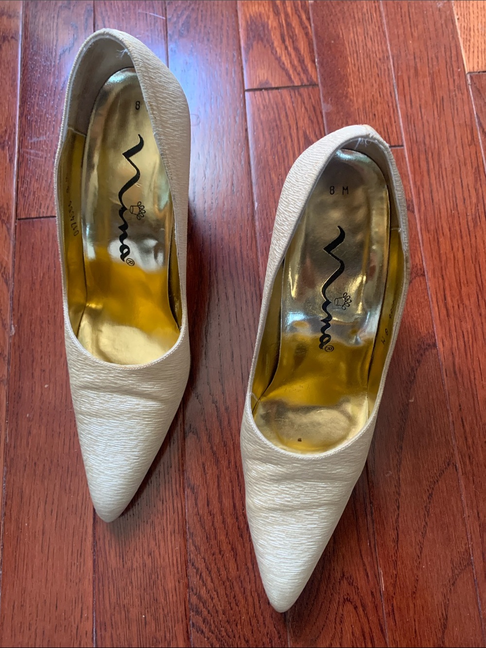 Nina Pumps